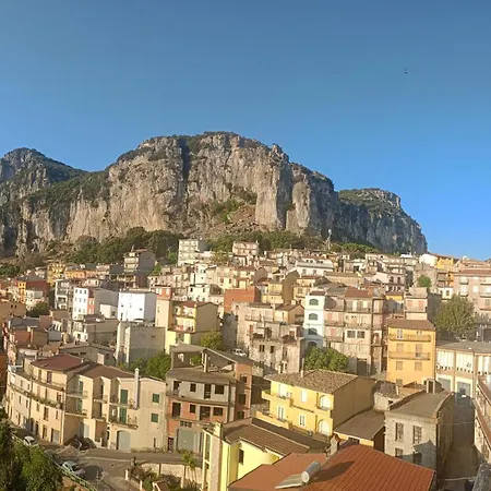 La Quiete Dei Tacchi Apartmán *